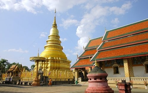 Wat Phra That Haripunchai